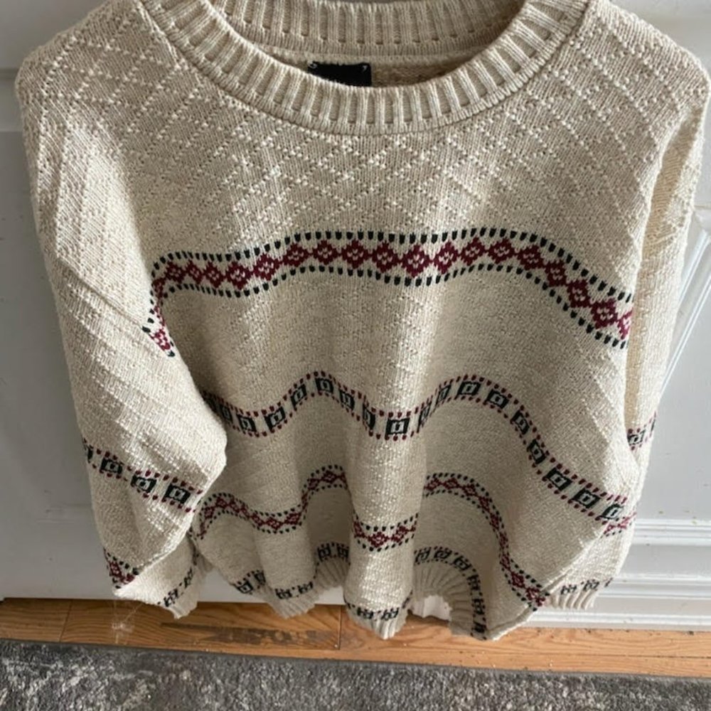 MEN   NEW  100%  COTTON   SWEATER   SIZE  XL .